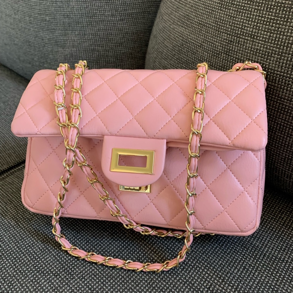 5 like new purses, sold separately or as a group. - Picture 8 of 10